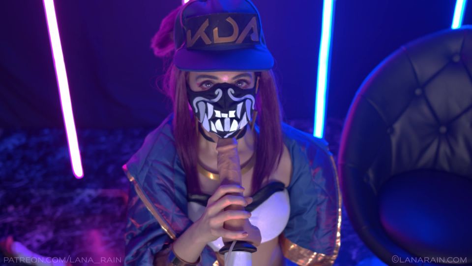 Many Vids - Lana Rain: KDA Akali Invites You Backstage - Cosplay