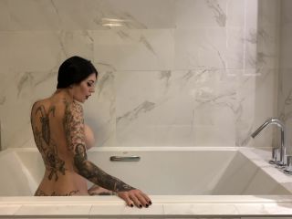 online adult video 38 damazonia 27-11-2019 Massage my feet while I m enjoying my bath like a Queen | domination | femdom porn black femdom strapon-0