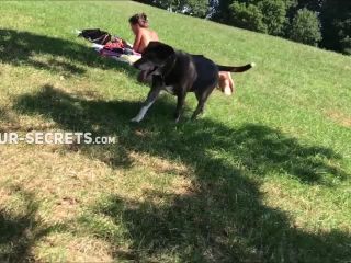 Funny encounter of a sexy girl and a dog  owner-3