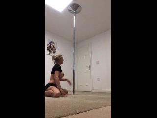 LouLou Petite Louloupetite - im live on fanscope pole dancing 15-05-2017-8