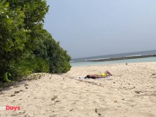 [GetFreeDays.com] Pervert cummed on vacationing girls while they were sunbathing on a public beach Porn Clip February 2023-0