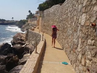 [Amateur] NO PANTIES in PUBLIC on Turistic Trail-4