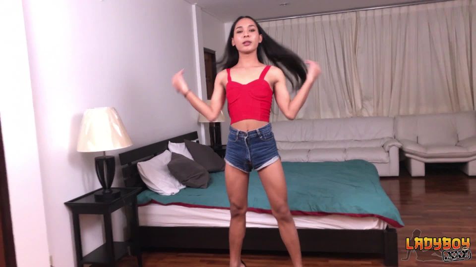 Online shemale video Ress' Creamy Cum