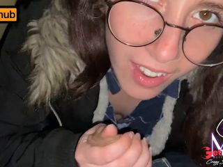 [GetFreeDays.com] Ma salope de coloc me suce au cinma  cot de pleins de gens FRENCH PORNO AMATEUR Adult Video June 2023-4