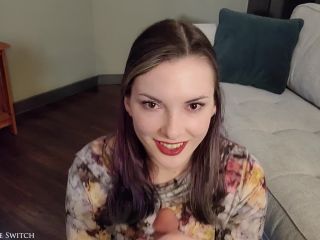 ManyVids 22 10 06 Miss Malorie Switch Step Mom Helps Your Hard On.-4