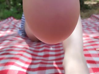 clip 23 TinyFeetTreat – Backyard Picnic – Feet Pussy and BJ - outdoors - fetish porn femdom foot fetish-5