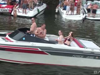 Topless Bikini Dancing At The Pontoon Party Gets 4 Girls Hot amateur -9