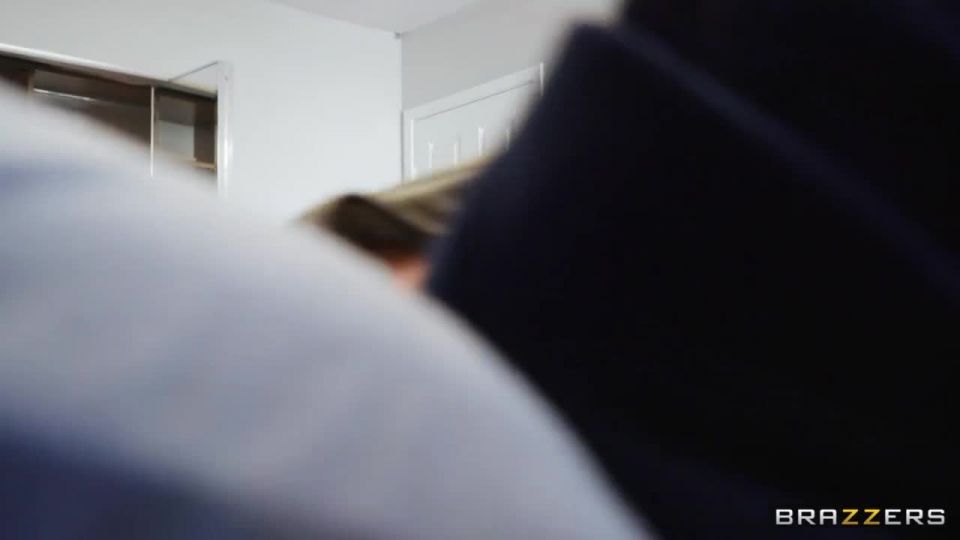 Cleaning The College Guy S Cock MILF