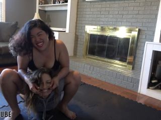  Lora Cross  Lora Cross Bts Wrestling Lesson By Kim Chi  Wrestling-7