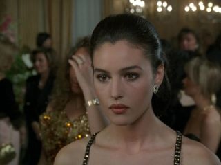 Monica Bellucci - La riffa (1991) HD 1080p - (Celebrity porn)-4