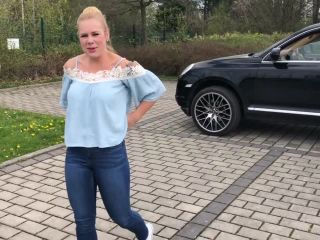 devil-sophie - Den traurigen Fußballer am Stadion in Jeans Arsch abgeb ...-9