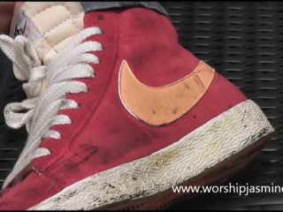 Video online Worship Jasmine - Dirty Red Nikes | humiliation | fetish porn-5