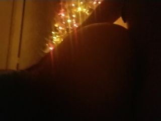 Xmas Eve Pussy Under The Tree 1080p-5