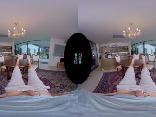 Don’t Watch TV I Have A Better Idea! - Antonia Sainz,  on virtual reality -5