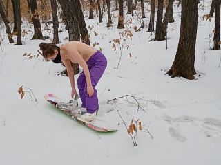 [GetFreeDays.com] Snowboard Girl Undress in the Woods hardcore cosplay porn-1