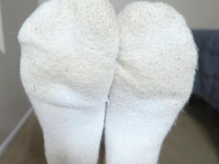 mz berlin femdom sporty girl gives bj and dirty sock job – Lil Olivia, dirty feet on feet porn-2