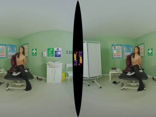 3D VR Nurse Shows Whats Under Her Tunic Uniform-5