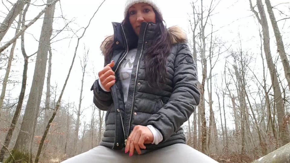 French In Public Forest Want Fuck Her Pussy 1080p