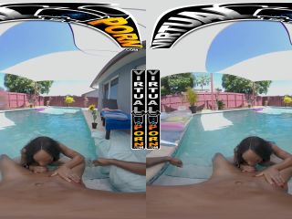 August Skye - Sexy Pool Time - VirtualPorn, BangBros (UltraHD 4K 2024) New Porn-4
