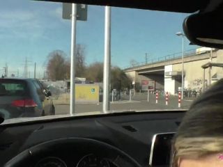 MellyBunnyLuder - Im Carsharing Auto musste ich blasen - Es war das letzte Auto im ganzen Umkreis  - mdh - german amateur european-9