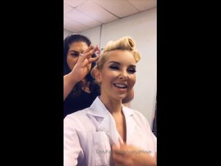 Onlyfans - Aaliyah Love - aaliyahlovefreeWhat happens on a  hour day on set Heres some fun behind the scenes - 02-08-2019-0