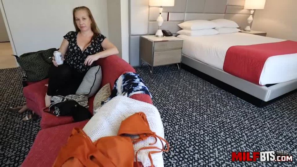 Milly - Redhead behind the scenes [MomPov, MILFBTS / SD / 576p] - sd - creampie milf blowjob sex video