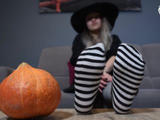 free xxx video 21 Czech Soles – Lynn – Halloween night magic foot worship  Special - czech soles - czech porn tall asian femdom-0