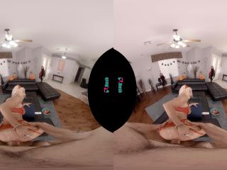 Brittany Andrews (I Love Candy On Halloween! / 31.10.2019) [Samsung Gear VR] (MP4, UltraHD 2K, VR) VRHush | big tits | cumshot big tits tv-0