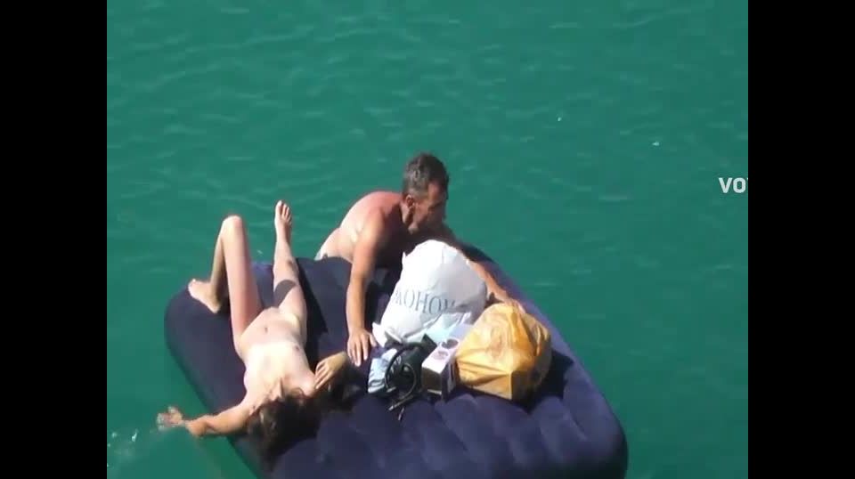 Like a sexy version of titanic scene