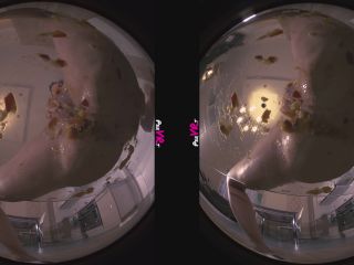 [VR] Facesitting and Crushing Fruit with Pussy and Feet-2
