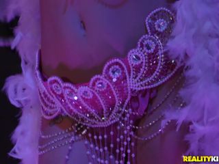 Brooke Beretta: Big Ass Burlesque 1080p FullHD-0