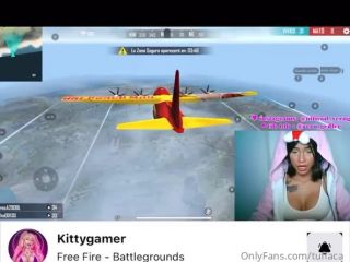 tuflaca You like video games daddy how about a video playing and masturbating - 05-02-2021 - SiteRip-4