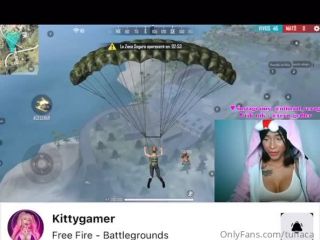 tuflaca You like video games daddy how about a video playing and masturbating - 05-02-2021 - SiteRip-7