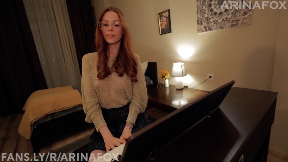 Girl Pianist In Torn Tights Plays The Theme From Interstellar 1080p