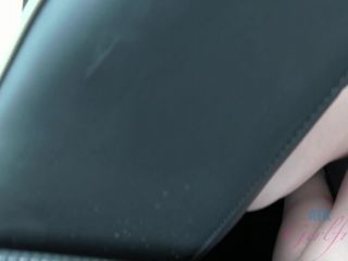 You fuck Melody in the car and cum in her pussy Creampie!-7