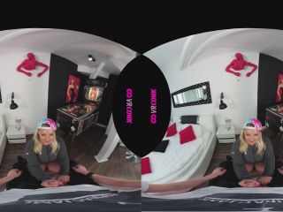 Handy Mandy - Oculus 6K - Big tits-1