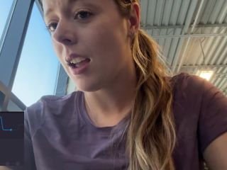 Nadia Foxx Lush To The Gym And A Drive Thru Omg I Came On The Stairmaster 1080p-3