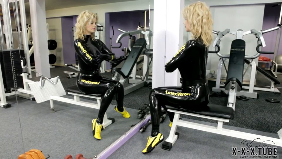 Femdom porn  Mix  Mix sport, erotica, latex, fetish Wet latex in the gym SiteRip