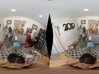  reality | Alina Lopez in New Years Wankin’ Eve | virtual reality-5