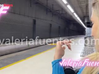 [GetFreeDays.com] TURISTA follandome PBLICO estacin tren BARCELONA Sex Clip January 2023-3