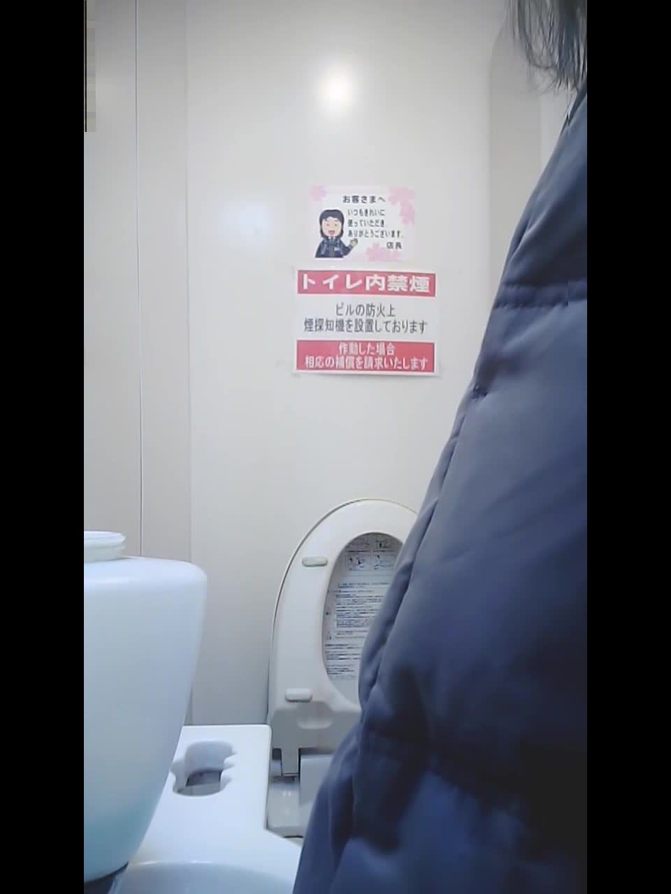 Beauty convenience store toilet - beautywcpeep06,  on voyeur 