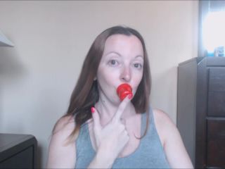 MelanieSweets Lip plumping fetish part 2 - Lip Fetish-3