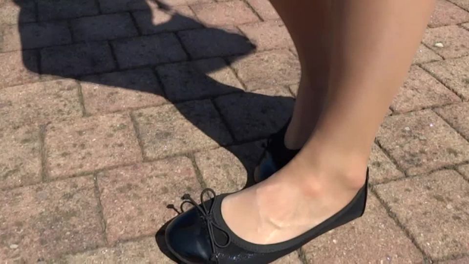 xxx clip 26 mmd femdom pov | Amateur Girls Feet From Poland – SWEATY STINKY NYLON FEET 720p | foot play