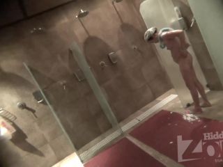 Voyeur 11236-In the shower-3