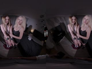 Eva Barbie, Una Fairy - The Babysitter - DarkRoomVR (UltraHD 4K 2023) New Porn-1