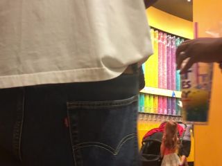 CandidCreeps 864 Christmas Ass Canadian Booty Shorts Public S-9