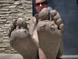 GoddessAlexandraSnow - New Zealand Mud Bath - Alexandra Snow Foot!-3