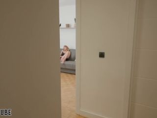 Marimoore Ph Caught My Stepmom Masturbating And She Asked For Help With Her Holes  MariMoore  PornHub-2