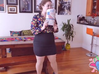 Freshie Juice Office Pantsing with MzKim - Spanking F/F-4