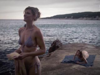 Joyce Bibring, Alexia Barlier - Noces Rouges s01e03 (2018) HD 720p - (Celebrity porn)-8